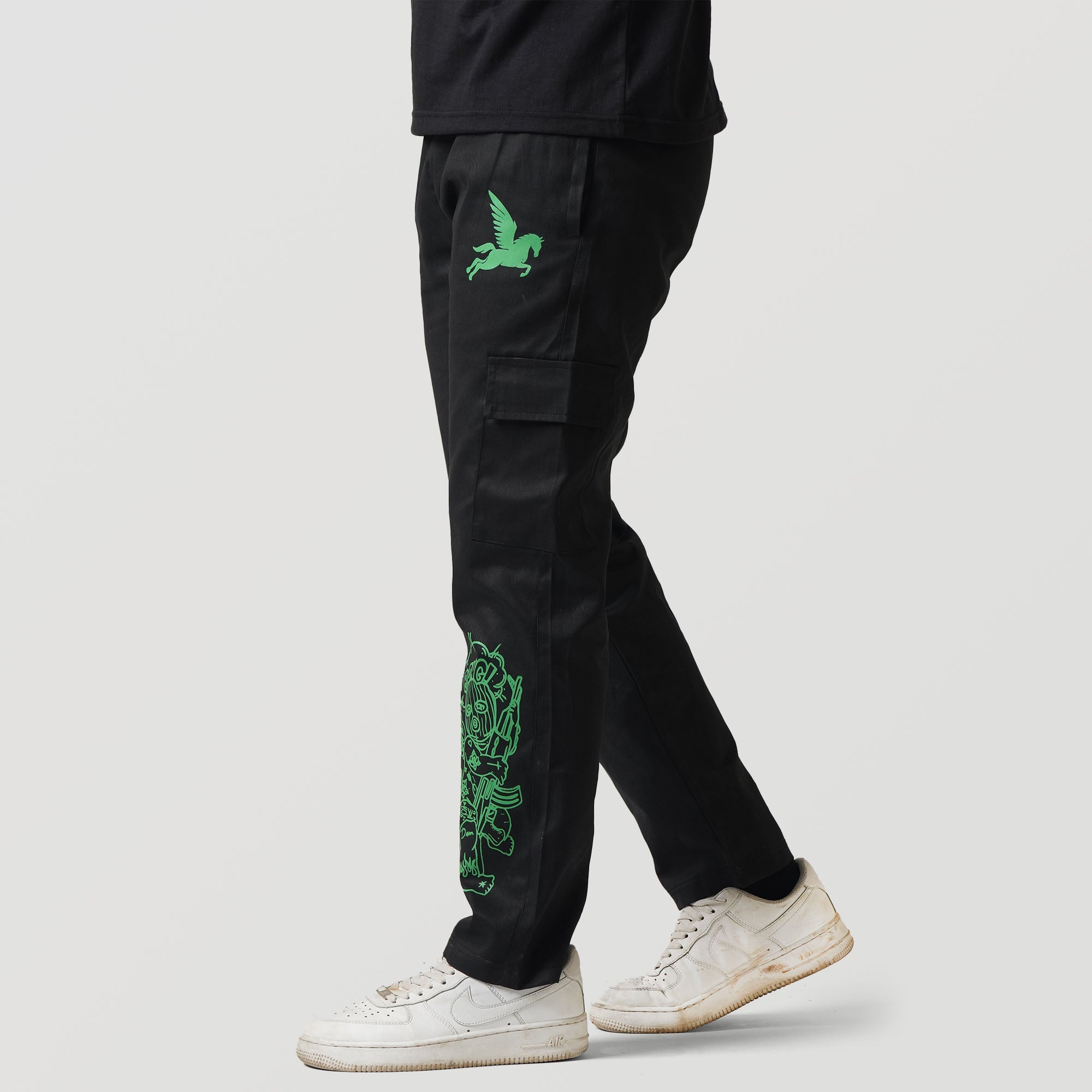 NOTORIOUS CARGO- BLACK Pegasus