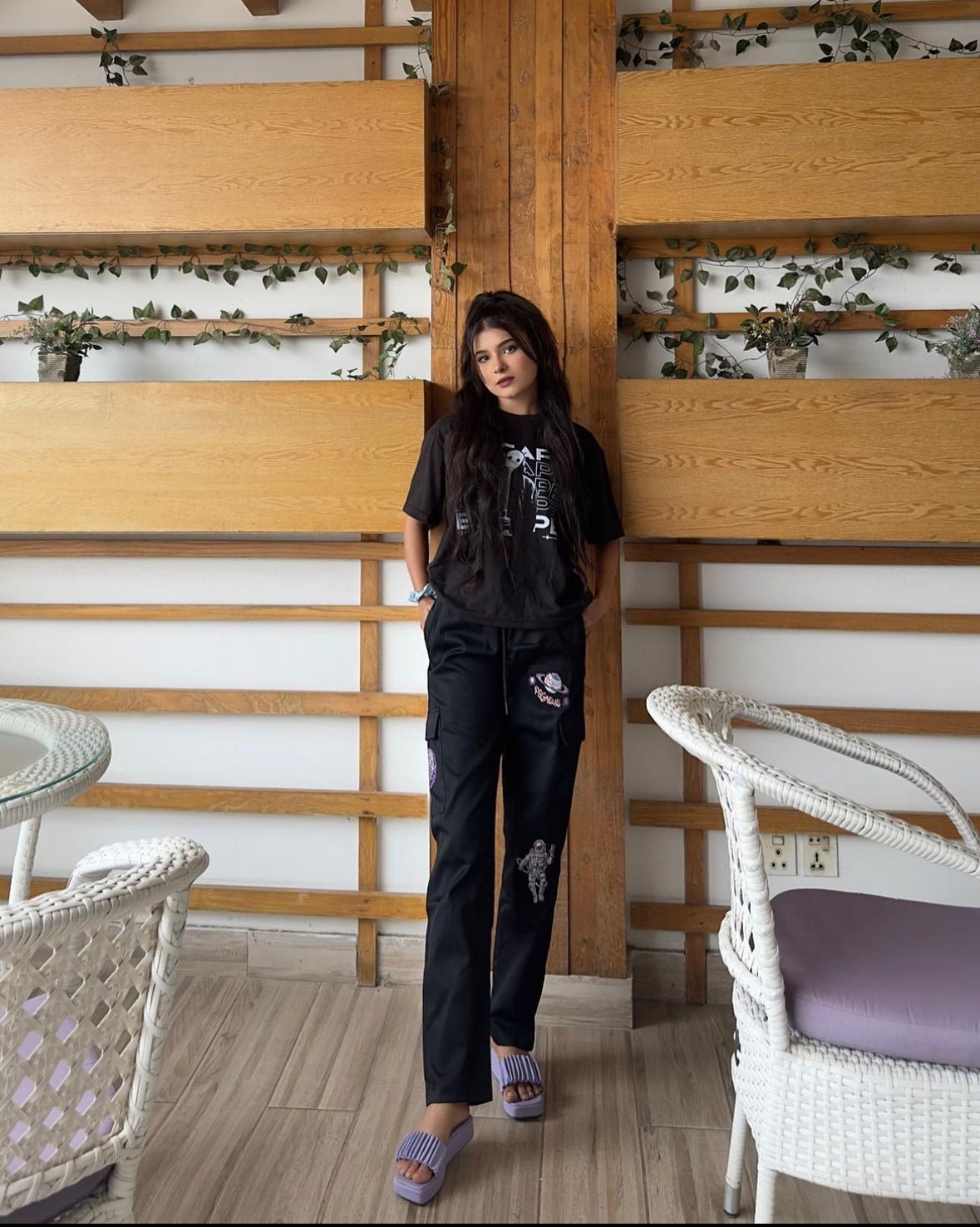 ESCAPE T-SHIRT- BLACK Pegasus