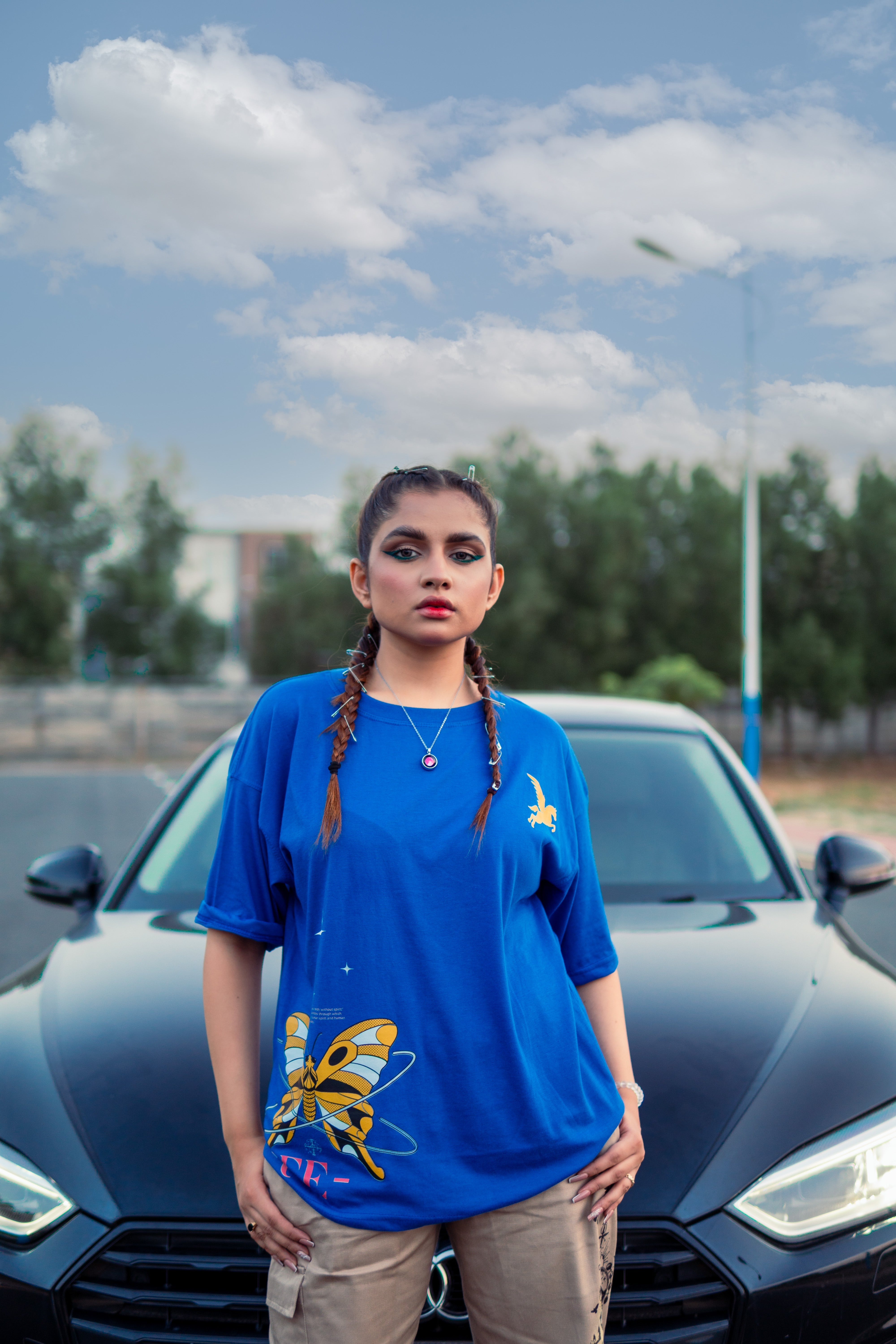 BUTTERFLY T-SHIRT- OVERSIZED Pegasus