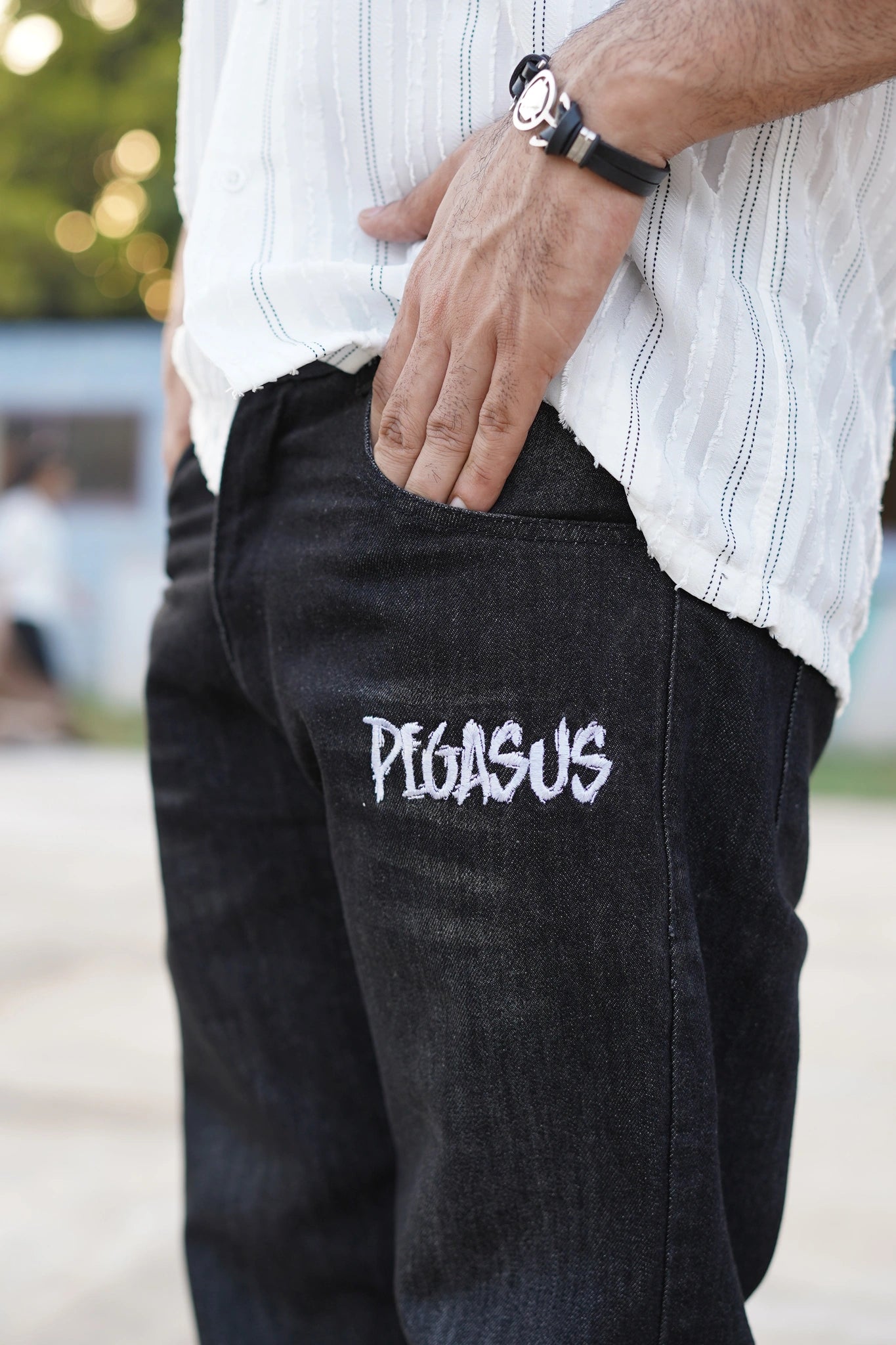 BLACK BAGGY JEANS Pegasus