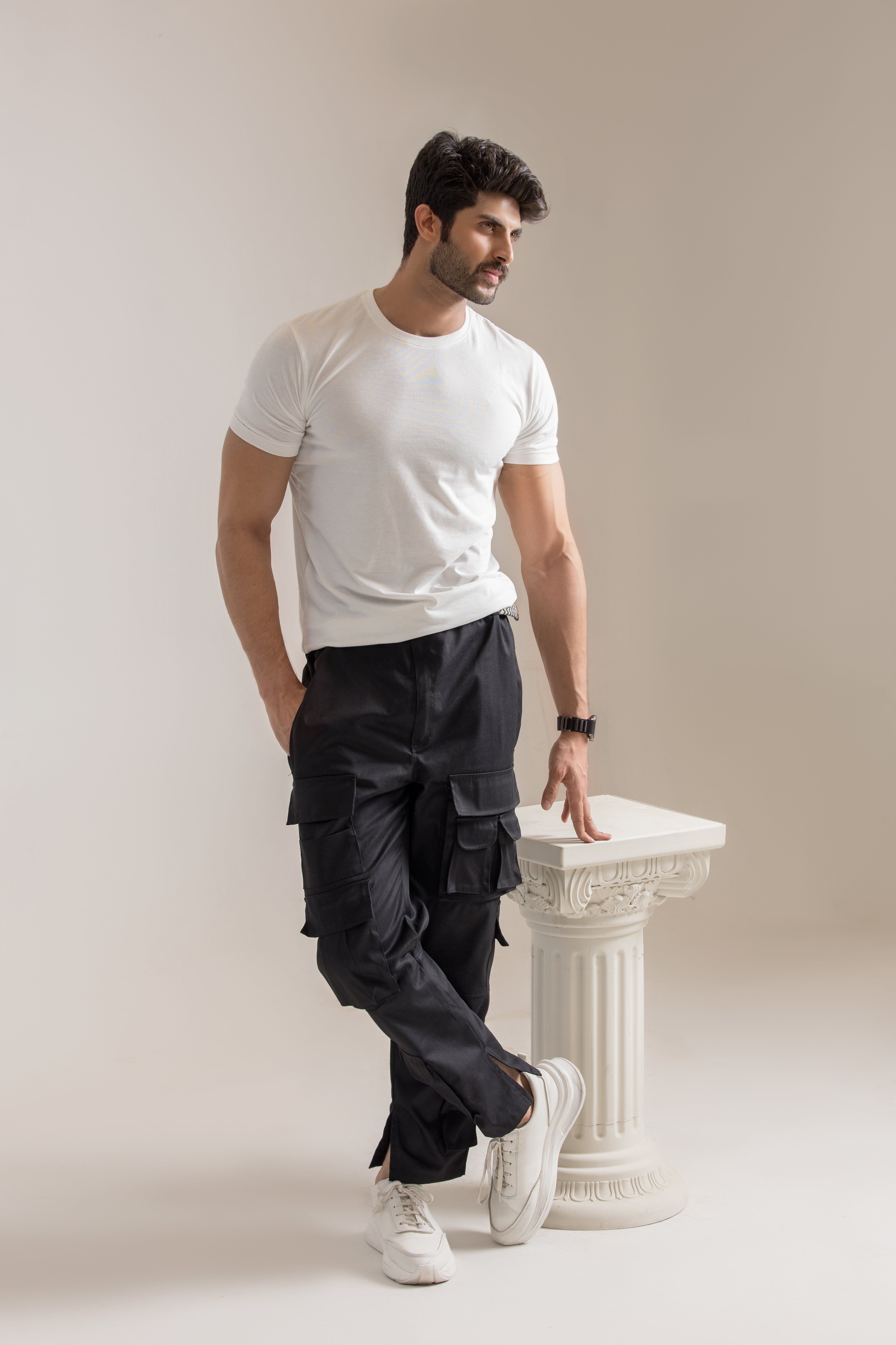 XI Cargo Black Pegasus