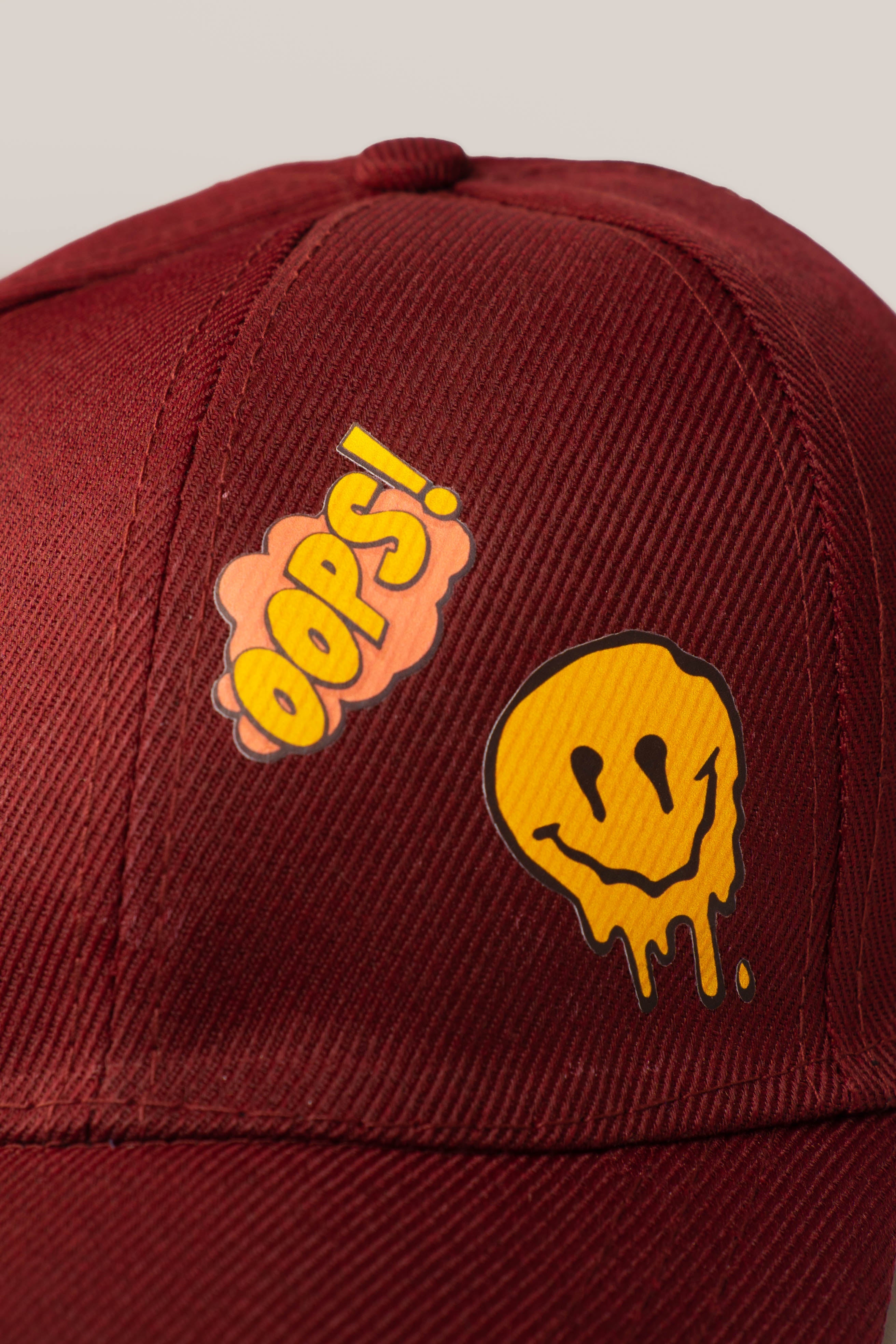 RED SMILEY CAP Pegasus