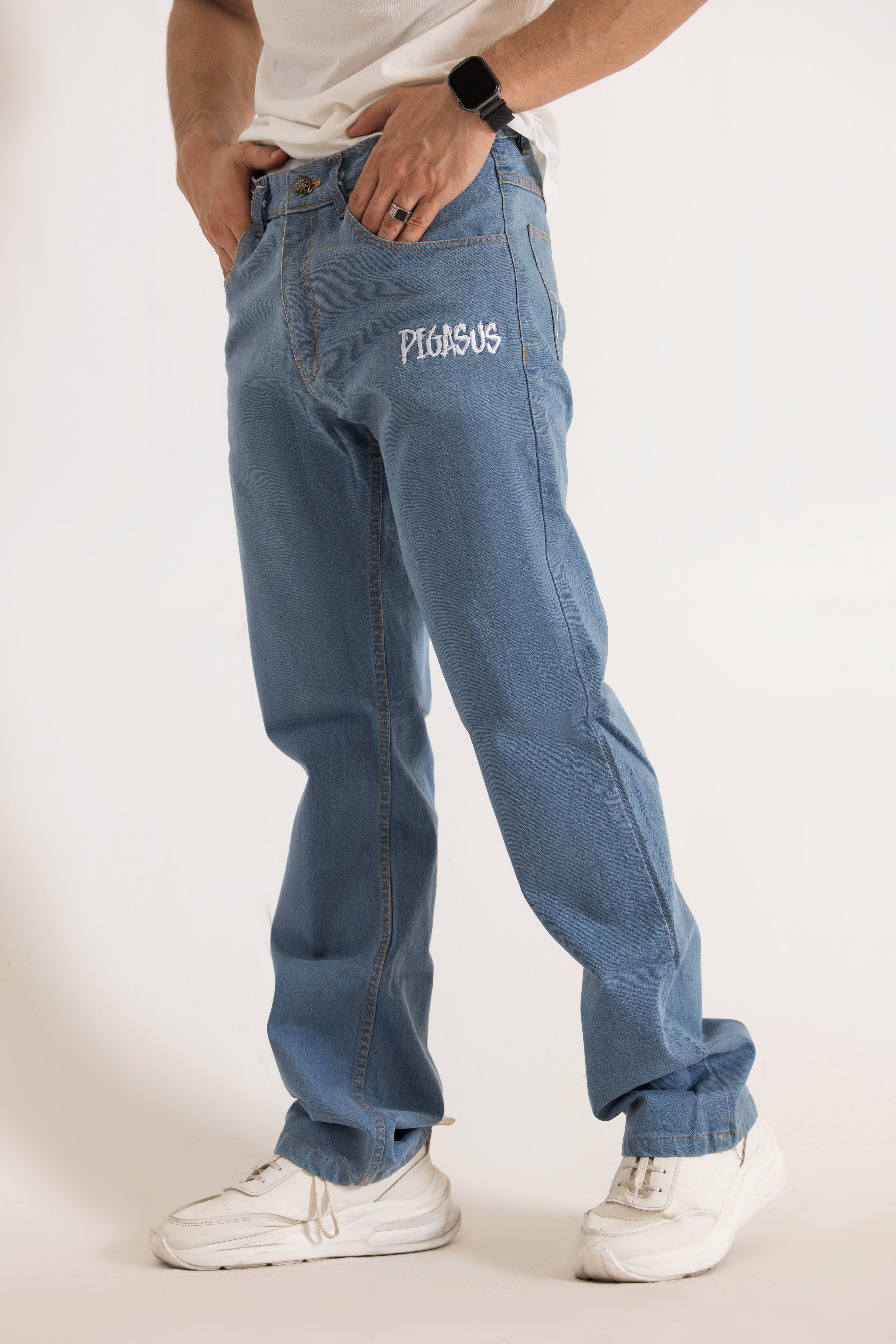 BLUE BAGGY JEANS